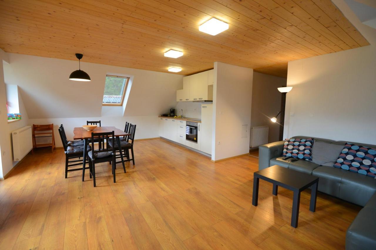 Apartmaji Pekovec بوينج المظهر الخارجي الصورة